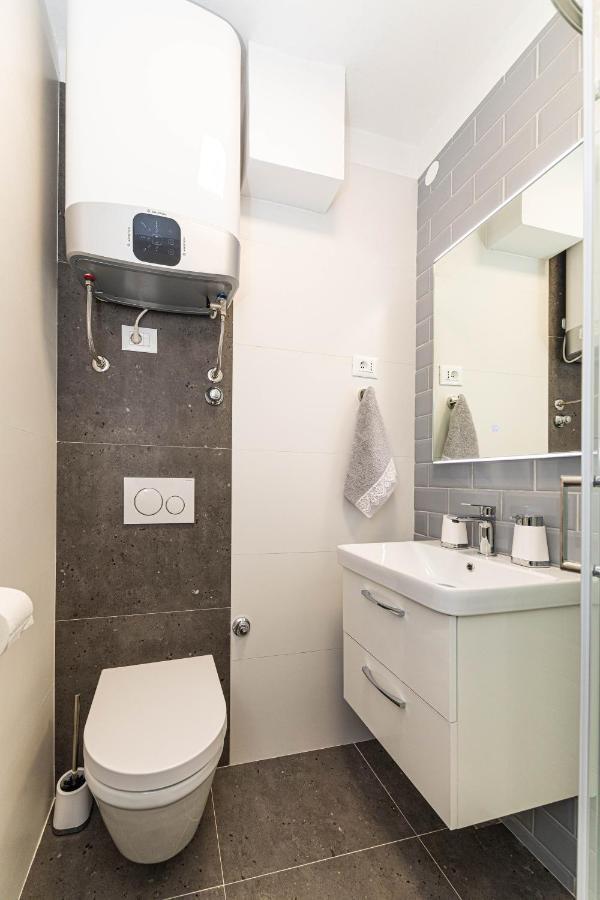 Rooms Tomic Split Exterior foto
